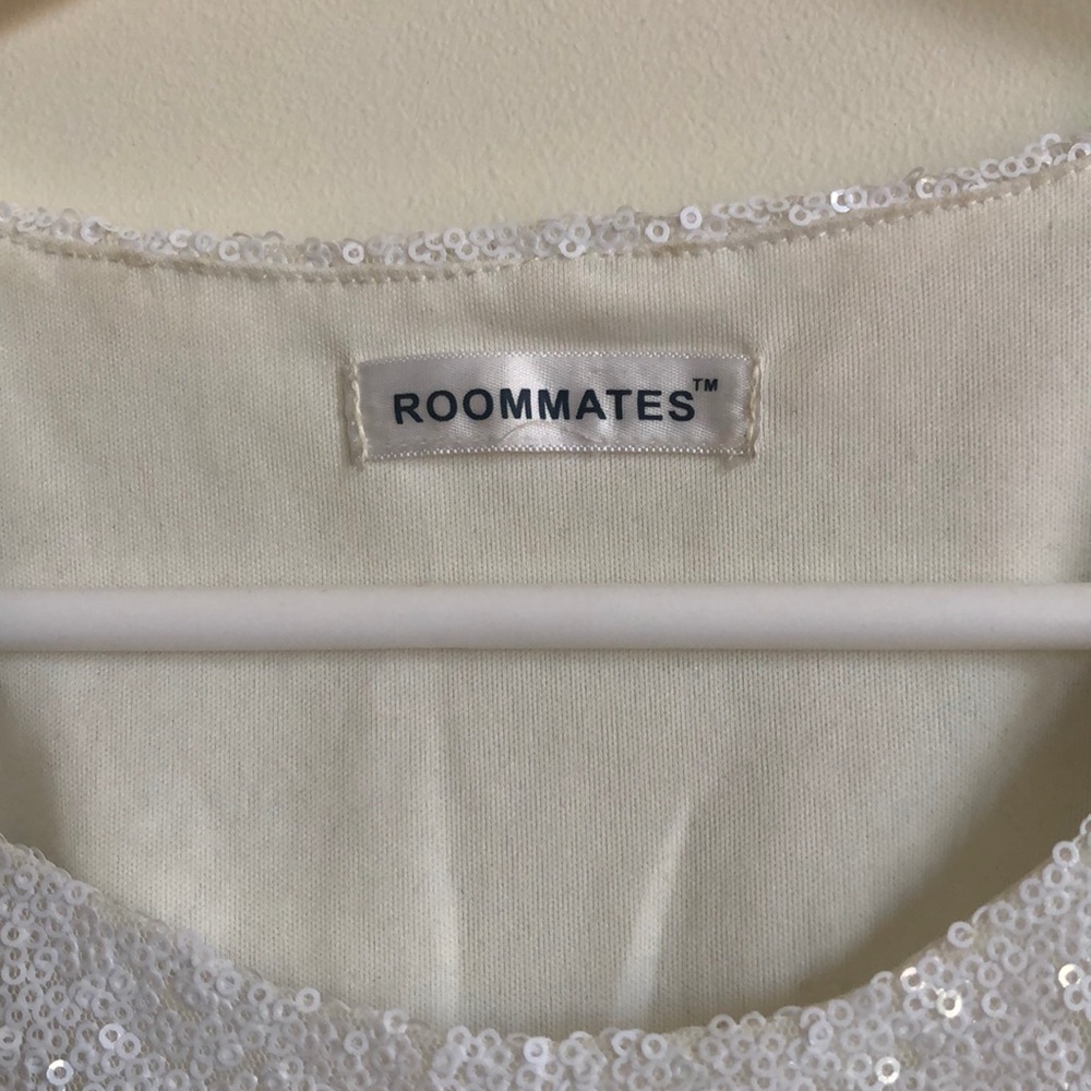 Top - Picture 2 of 3